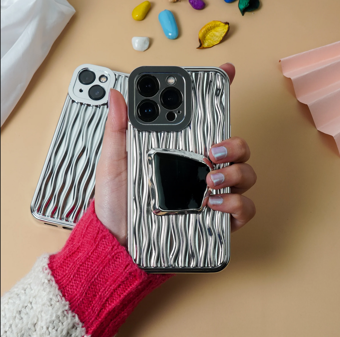 3D Textured Case with Curve Edge Pop Socket